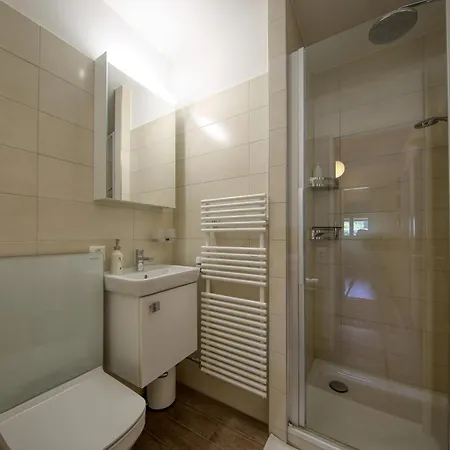 Ravines 50, Soulful Escape With Mountain Views *