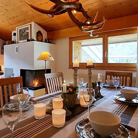 Soulful Escape With Fireplace And Mountain Views Hotel *