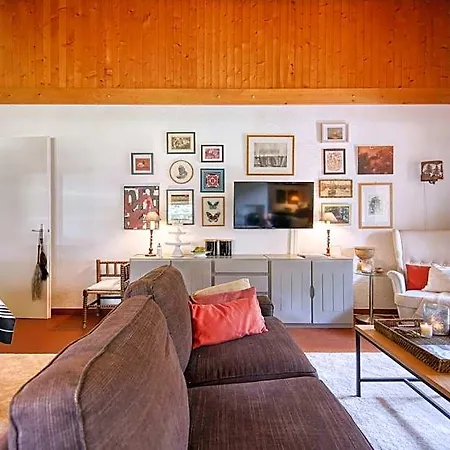 Soulful Escape With Fireplace And Mountain Views