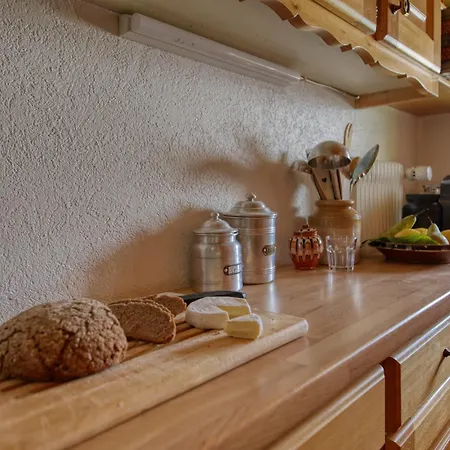 Ravines 50, Soulful Escape With Mountain Views *